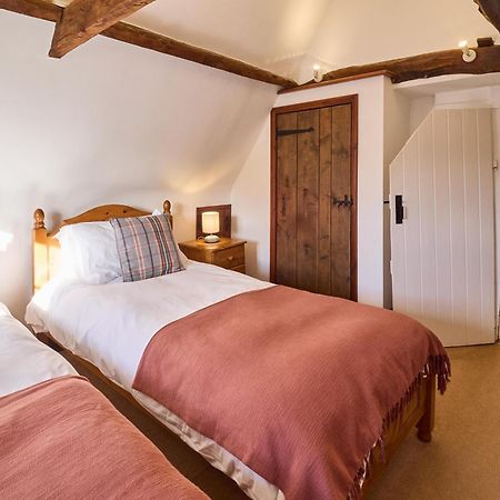 Host & Stay - Bere Cottage Canterbury Exterior foto